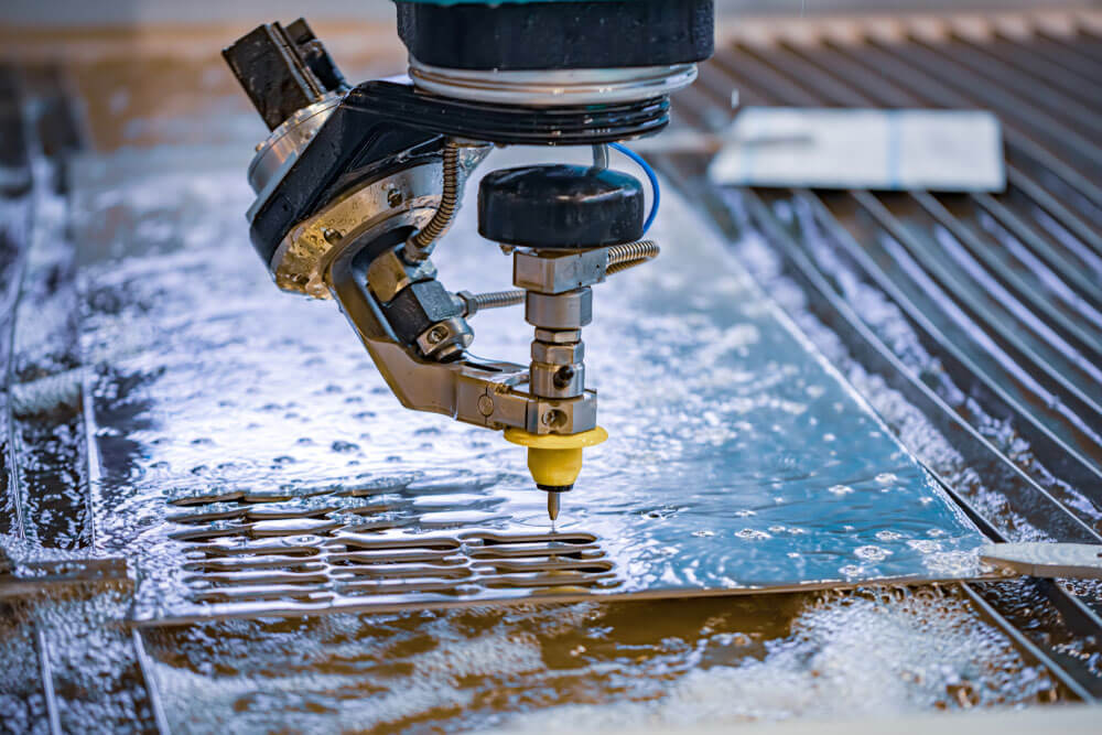 Waterjet-Cutting 